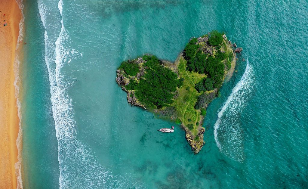 island heart shape